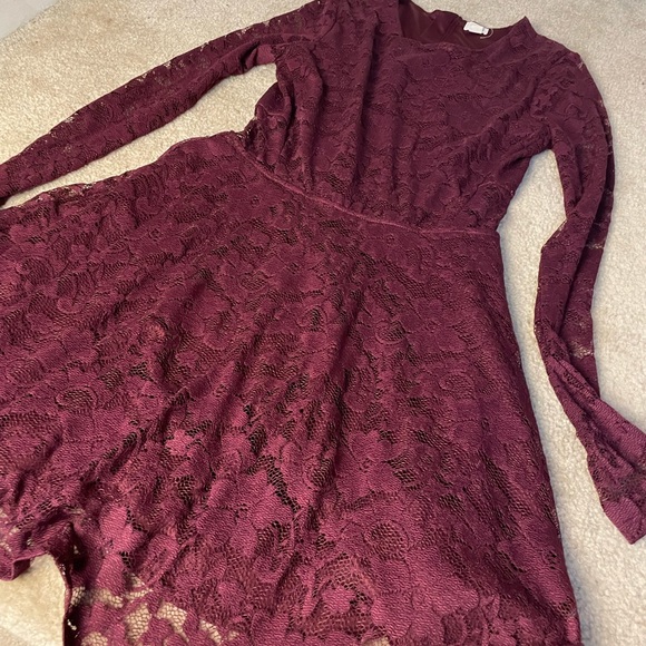 Burgundy Dress - Medium - Picture 2 of 4